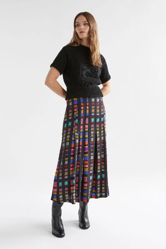 Kira Skirt Minimalist Style