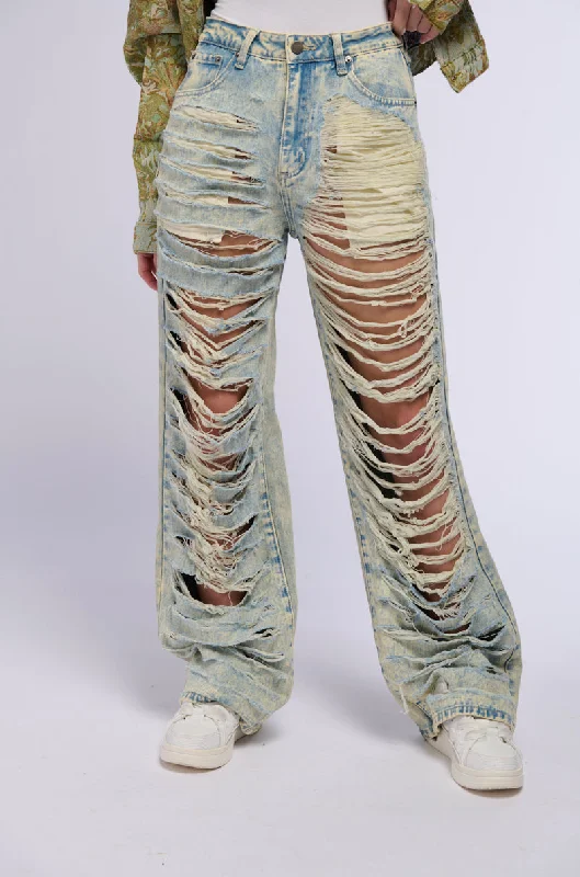 OVER IT DISTRESSED HIGH RISE JEANS Trendy Women's Outfits for Casual Wear