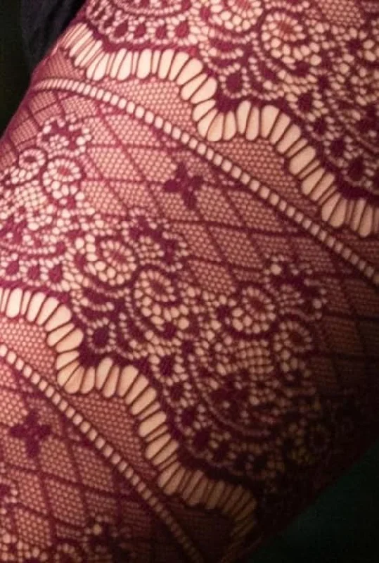 Baroque Fishnet Leggings - Maroon Extreme Clearance Deals