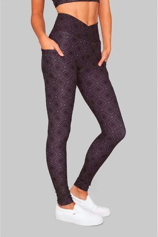 Summit Crossover Pocket Legging In Purple Women's Evening Clothing