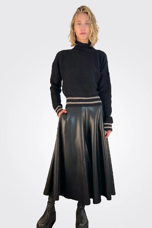 Buzzer Midi Skirt - Black Women's Athletic Garments