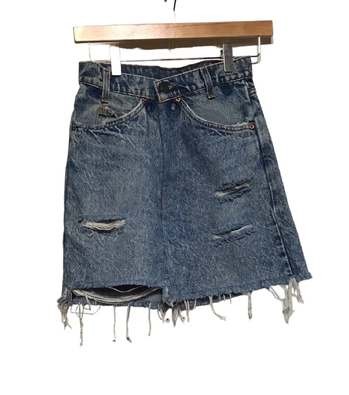 Levi’s 550 Denim Skirt (W26”) Women's Professional Apparel